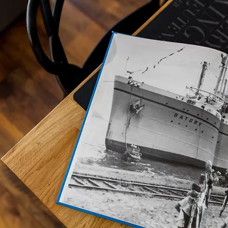 Apartman Black&white - Loft Style Gdynia